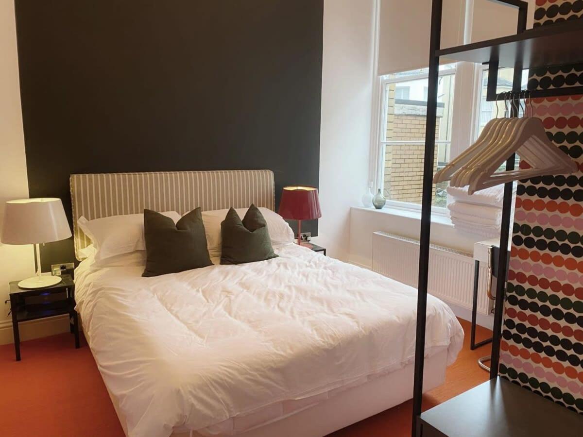 Modern And Bright Three Bed Apartment Bristol Exterior foto